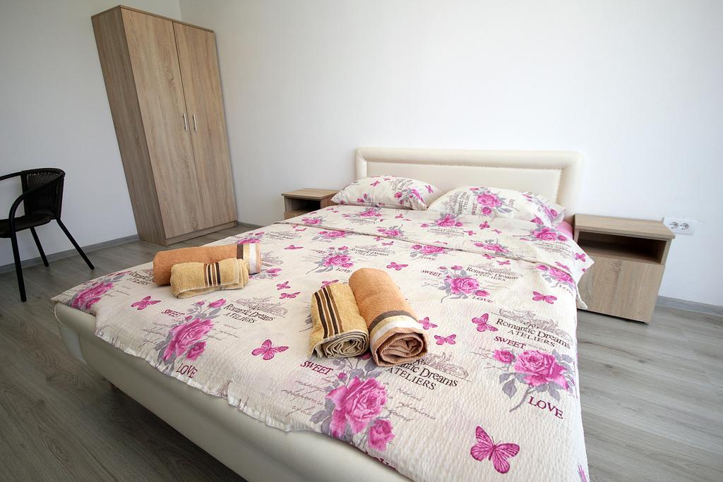 Apartments Victoria Сутоморе Экстерьер фото