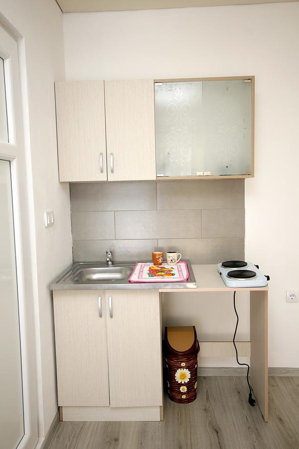 Apartments Victoria Сутоморе Экстерьер фото